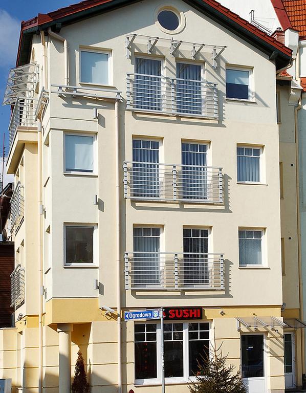 Yellow House Lodging Sopot Exterior foto